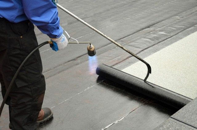 Сезонные особенности кровельных работ в Одессе